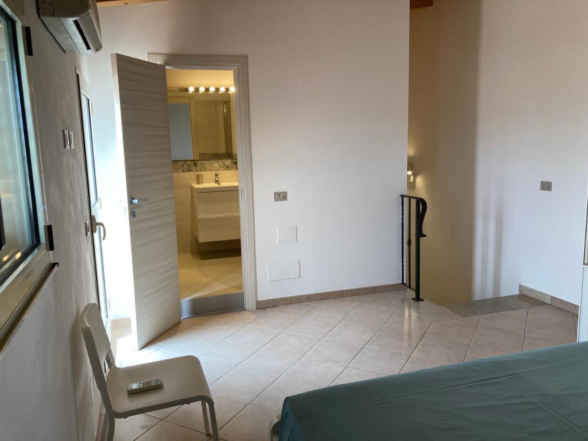 Delposto Marina Di Ragusa Ngoại thất bức ảnh