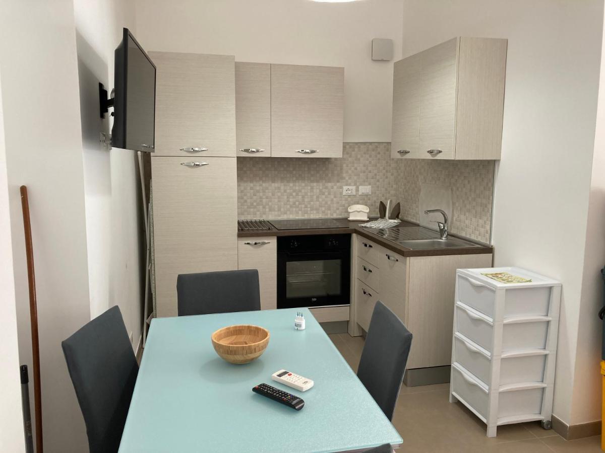Delposto Marina Di Ragusa Ngoại thất bức ảnh